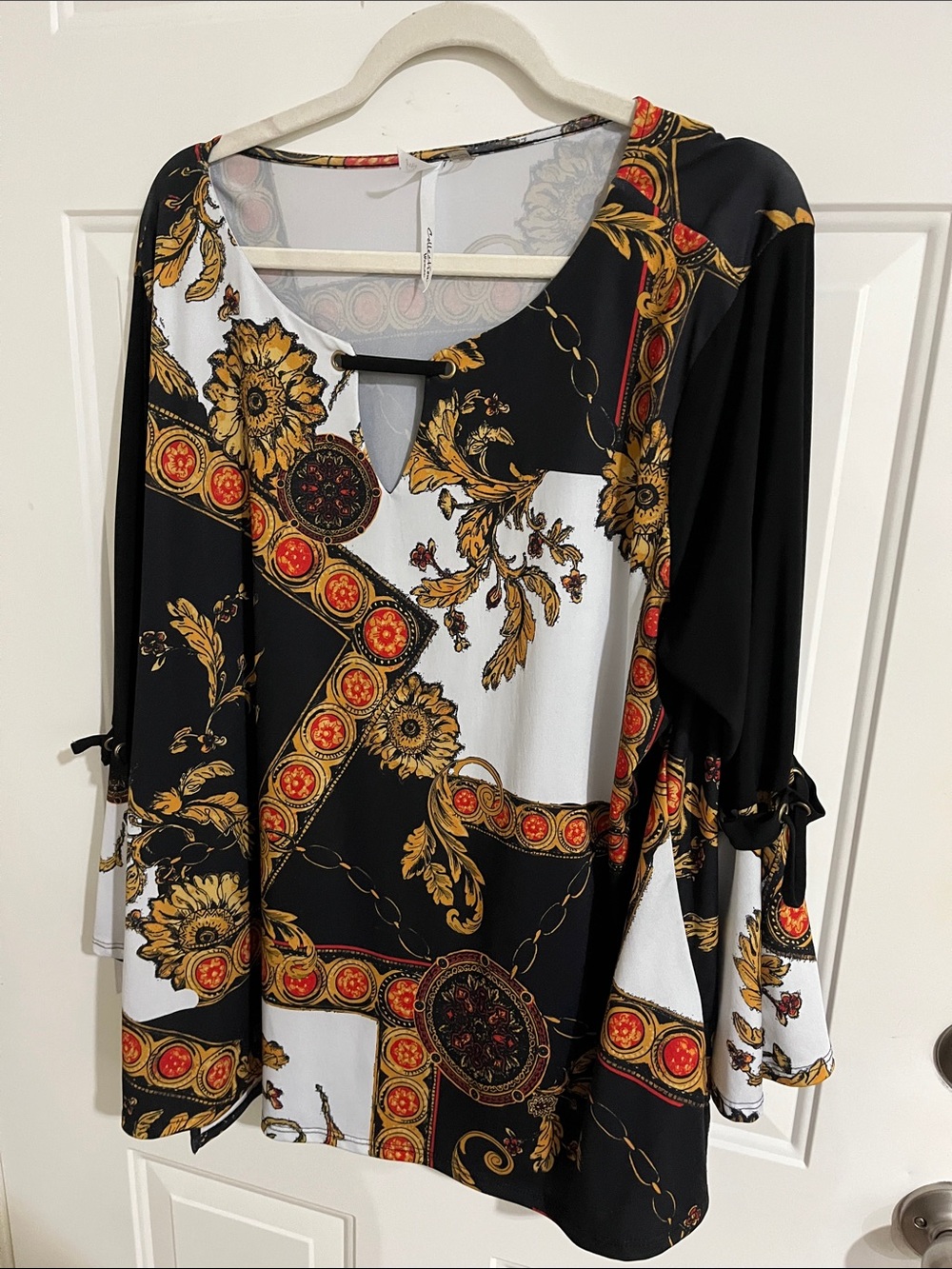 NY Collection Black, White & Gold Baroque Print Tunic